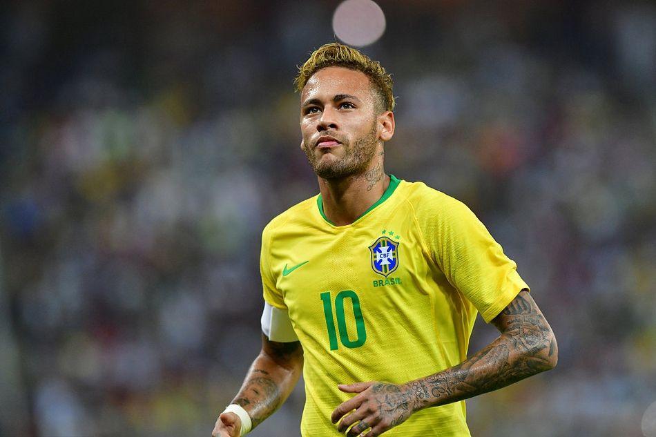 英超-狼队0-3曼联：送副班长首胜？NO！阿莫林要逼近欧冠区｜前瞻（英超-狼队0-3曼联：拒做送分童子，阿莫林剑指欧冠区｜前瞻）