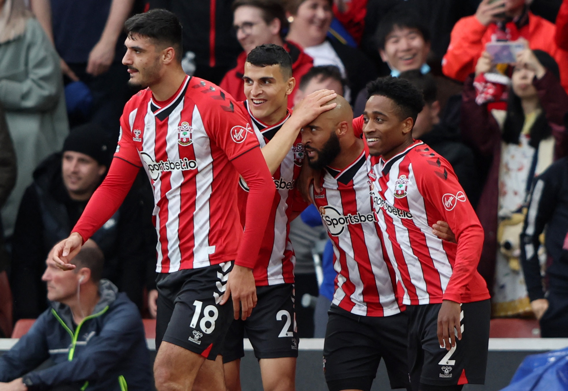 比萨1-0克雷莫内塞，伊德里萨-图雷一击制胜（伊德里萨-图雷建功，比萨1-0小胜克雷莫内塞）