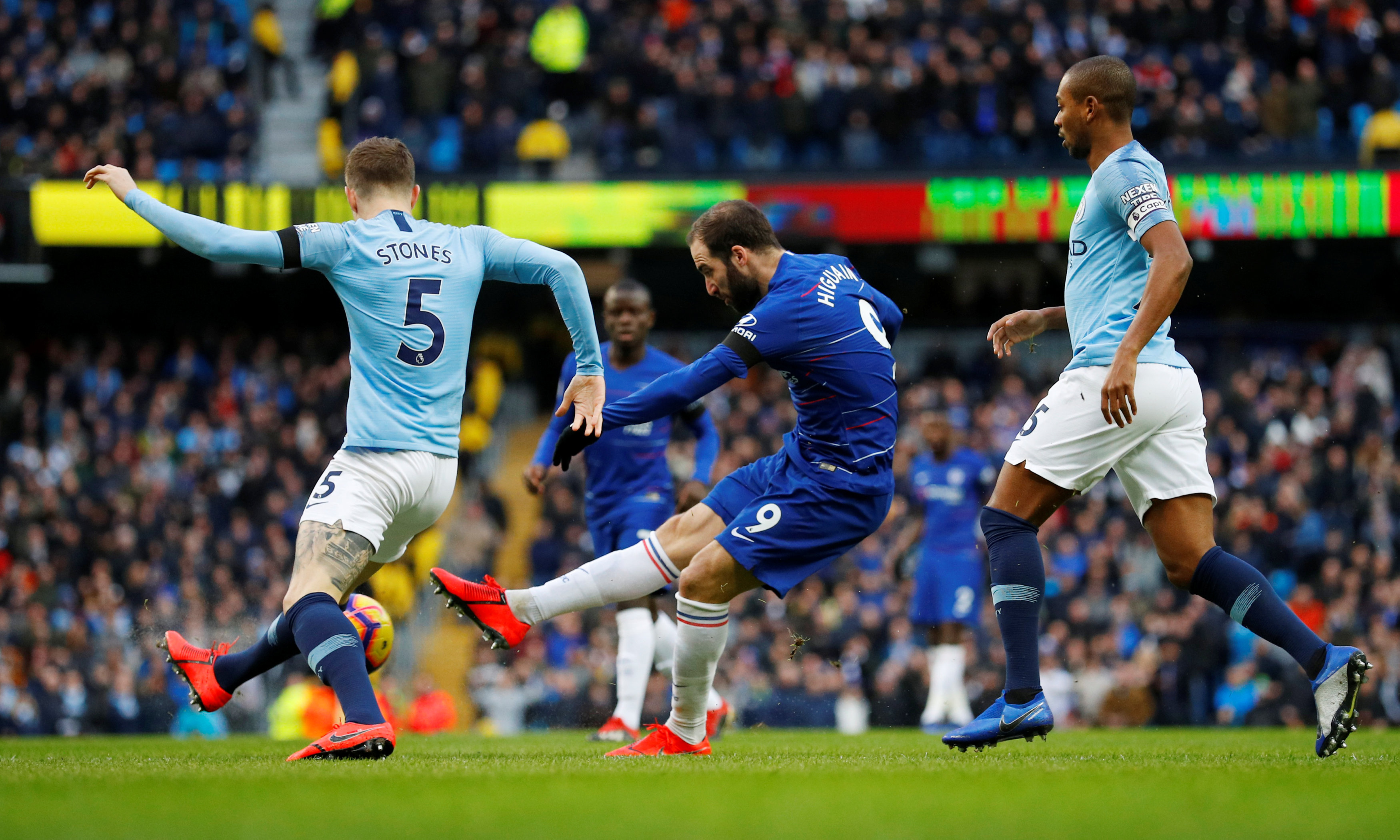 历史第一人！哈登占据快船&火箭队史单场得分纪录