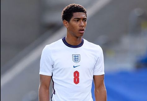 少进多少球？巴萨本赛季14次中门框，在西甲遥遥领先（巴萨本季14次中柱领跑西甲，究竟少了几粒进球？）