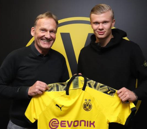 拼！本赛季抢回球权的次数：哈特29次领跑，VJ排名第二