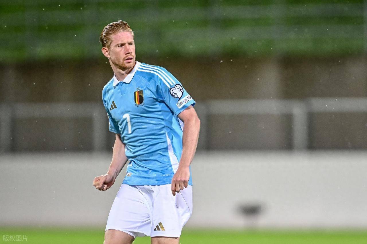 博主透露：塞鸟踢完亚冠将返回巴西，达万已经返回巴西治伤了