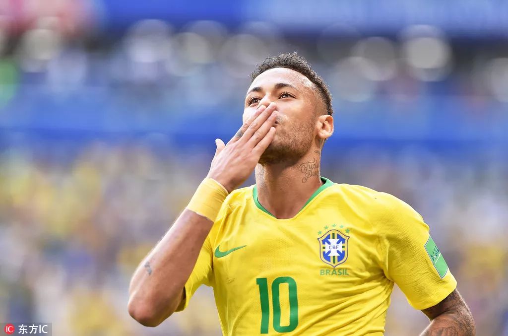 沪媒：柔佛48次射门无法叩开海港大门，替补门将陈威一战封神