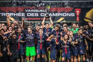 施洛特贝克：当灯光亮起、多特的主场沸腾时，我们很难被击败（施洛特贝克：灯光亮起、主场沸腾之时，多特几乎不败）