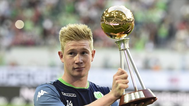 马克西：梅西就是足球史上的里程碑；格策那一脚依然难以释怀（马克西称梅西为足坛里程碑，坦言对格策那脚射门仍难释怀）